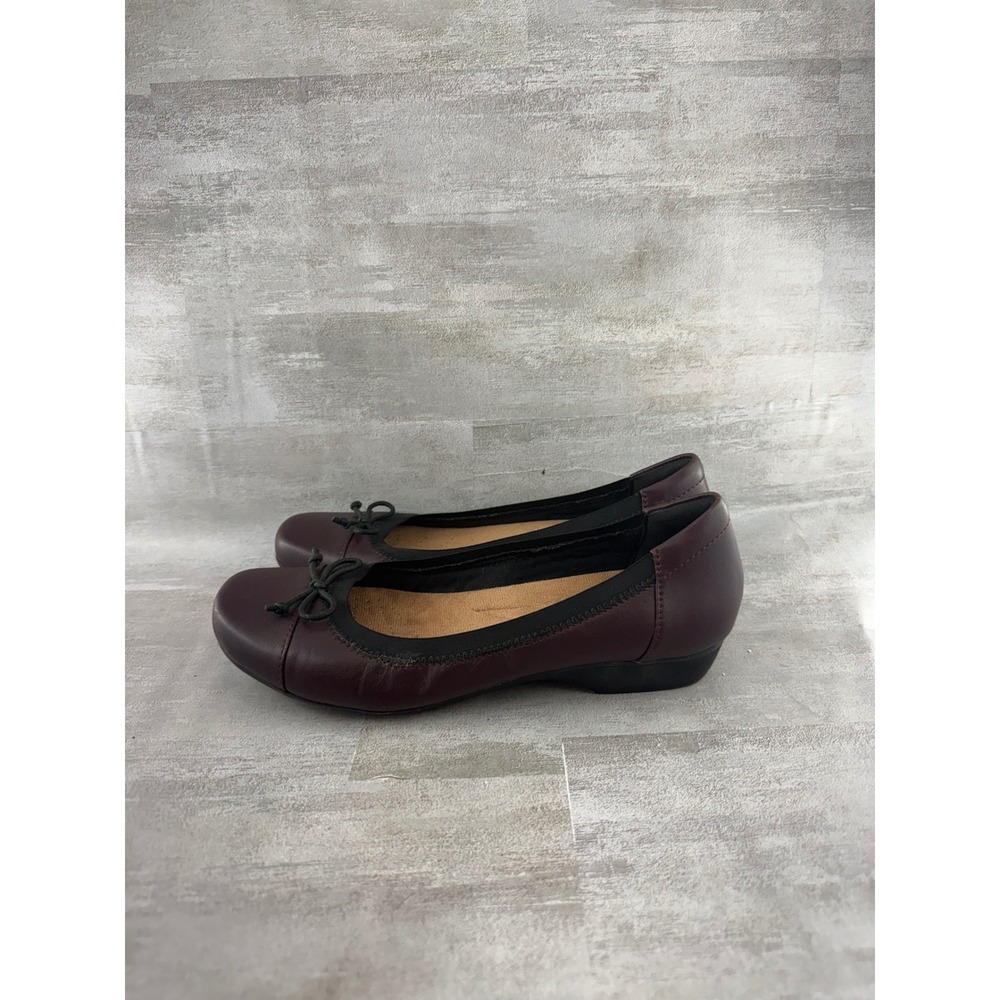 Clarks Collection Burgundy Leather Cushion Soft Ballet Flats Shoes Sz 6.5M - Picture 3 of 11